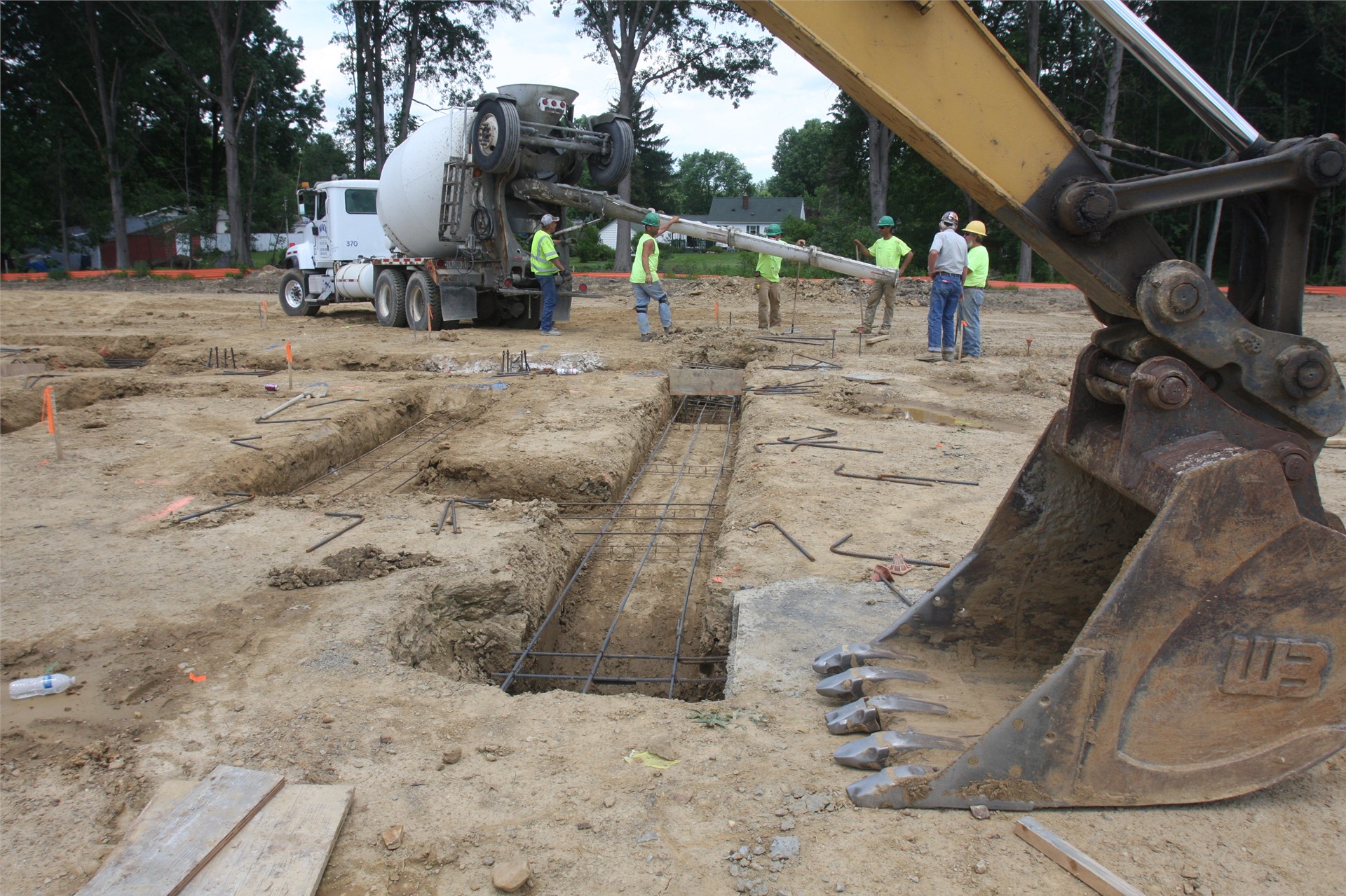 Footers being designed and poured in the academic wing