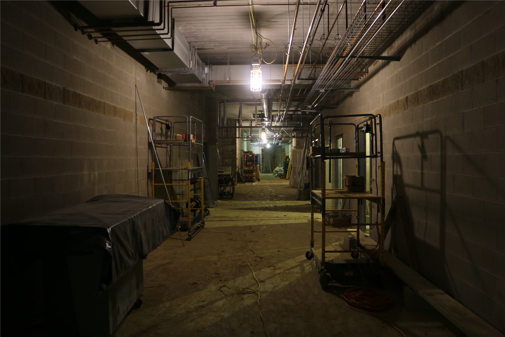 Main corridor connecting the 1st floor of the west and east academic wings (four of the science clas