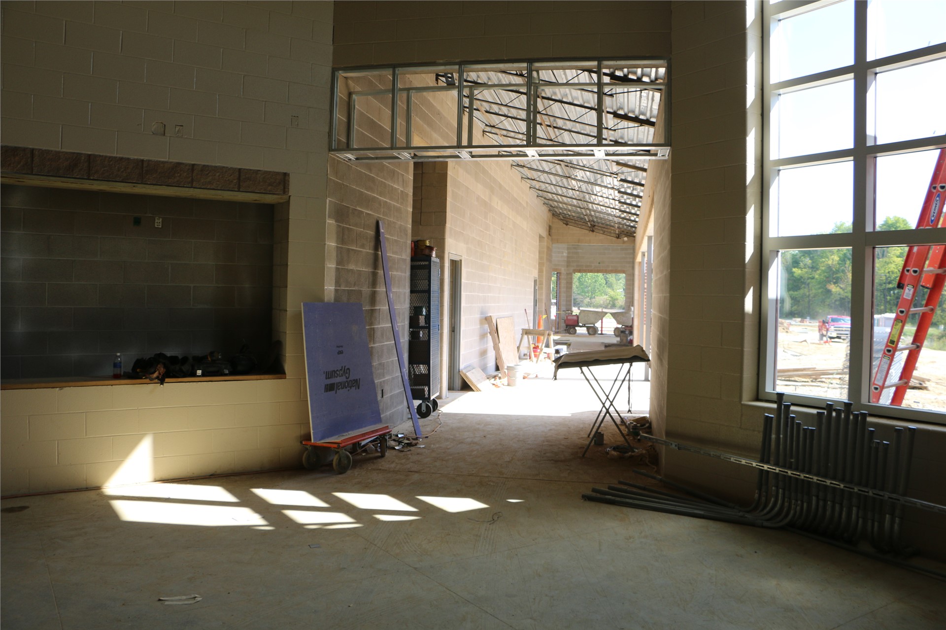 The main hallway in front of the Performing Arts Center
